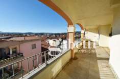 Foto Attico in vendita a Olbia