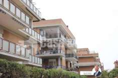 Foto Attico in vendita a Pomezia