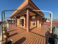 Foto Attico in vendita a Pomezia