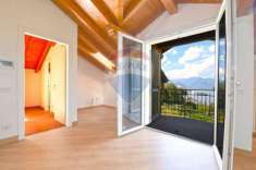 Foto Attico in vendita a Stresa