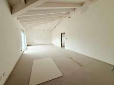 Foto Attico in vendita a Viadana