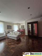 Foto Attico totalmente ristrutturato, ampio terrazzo Zona Serradifalco/lancia di brolo/ Enrico Fermi