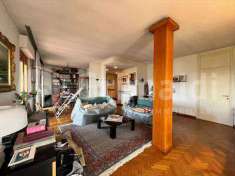 Foto Attico/Mansarda in Vendita, pi di 6 Locali, 224 mq (Corciano)