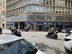 Foto Attivit  commerciale a Genova - Rif. 2536063