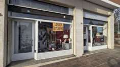 Foto Attivit  commerciale in Vendita in zona SEMICENTRO