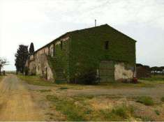 Foto Azienda agricola in Vendita, pi di 6 Locali, 1500 mq (CASTIGLIO