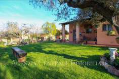Foto Azienda agricola in Vendita, pi di 6 Locali, 4 Camere, 1662 mq