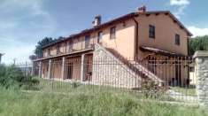 Foto Azienda agrituristica in vendita a Baschi (TR)