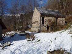 Foto Baita/Chalet/Trullo in Vendita, 2 Locali, 107 mq (Trasquera)