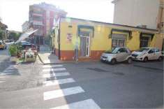 Foto Bar in Vendita, 1 Locale, 200 mq, Albenga