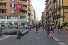 Foto Bar in Vendita, 1 Locale, 64 mq, Napoli (San Ferdinando)