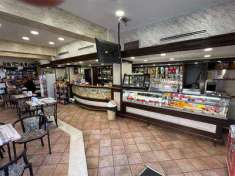 Foto Bar in Vendita, 2 Locali, 180 mq, Roma