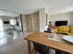 Foto BARI - PICONE, ZONA POLICLINICO, PENTAVANI CON 2 POSTI AUTO