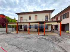 Foto Bed & Breakfast in Vendita a Pozzolengo