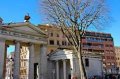 Foto Bellissima Abitazione in Posizione Unica, Lussuosamente Restaurata e Arredata