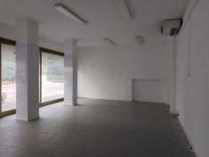 Foto Bergamo ufficio piano terra trasformabile in appartamento