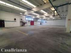 Foto Biassono zona industriale, capannone 1800mq con area esterna di pertinenza di 2000mq