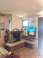 Foto BIFAMILIARE in Vendita, pi di 6 Locali, 220 mq, NERVESA DELLA B