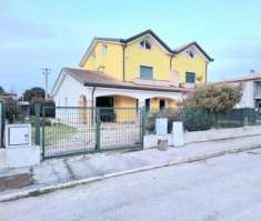 Foto Bifamiliare in vendita a Gavello