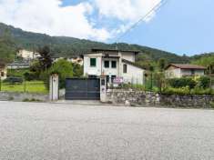 Foto Bifamiliare in vendita a Moggio Udinese