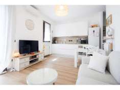 Foto BILOCALE all'ultimo piano con BOX e CANTINA