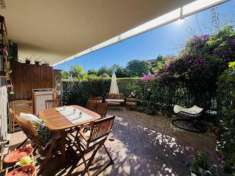 Foto BILOCALE CON GIARDINO