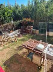 Foto Bilocale con giardino e posto auto