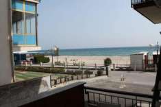 Foto Bilocale fronte mare libero da subito