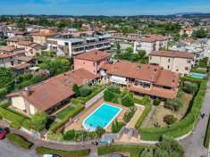 Foto Bilocale in residence con piscina !