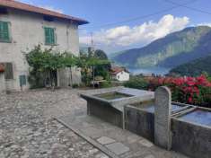 Foto BILOCALE RISTRUTTURATO VISTA LAGO
