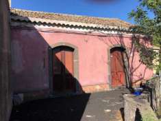 Foto Bottega e deposito (potrebbe diventare Civile Abitazione) + Terreno