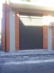 Foto BOTTEGA UNA LUCE FINESTRATA A CATANIA ZONA BORGO / LINCOLN