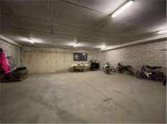 Foto Box / Garage di 100 m in vendita a Dolzago