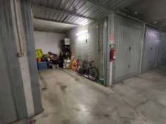 Foto Box / Garage di 15 m in vendita a Grugliasco