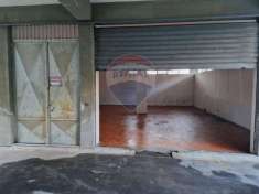 Foto Box in vendita a Aci Sant'Antonio