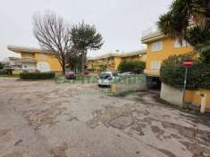 Foto Box in vendita a Caserta