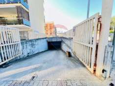 Foto Box in vendita a Caserta