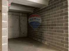 Foto Box in vendita a Cernusco Sul Naviglio