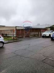 Foto Box in vendita a Cologno Monzese - 1 locale 14mq