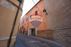 Foto Box in vendita a Ferrara