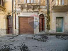 Foto Box in vendita a Francofonte