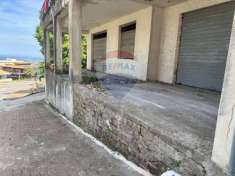 Foto Box in vendita a Melilli