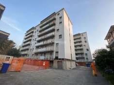 Foto Box in vendita a Pioltello