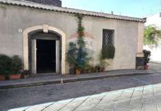 Foto Box in vendita a Riposto