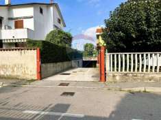 Foto Box in vendita a Trezzano Rosa