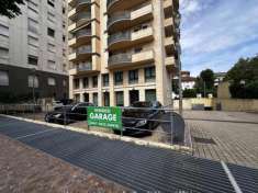 Foto Box in vendita a Udine