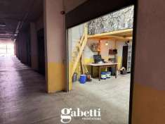 Foto Box in vendita a Vitulazio