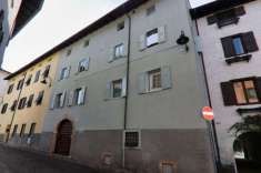 Foto Caldonazzo, il centro storico in un trilocale ristrutturato