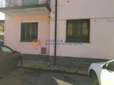 Foto CAMPARADA (MONZA e BRIANZA) TRILOCALE CON CANTINA E POSTOAUTO