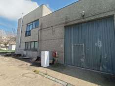 Foto Capannone con Uffici